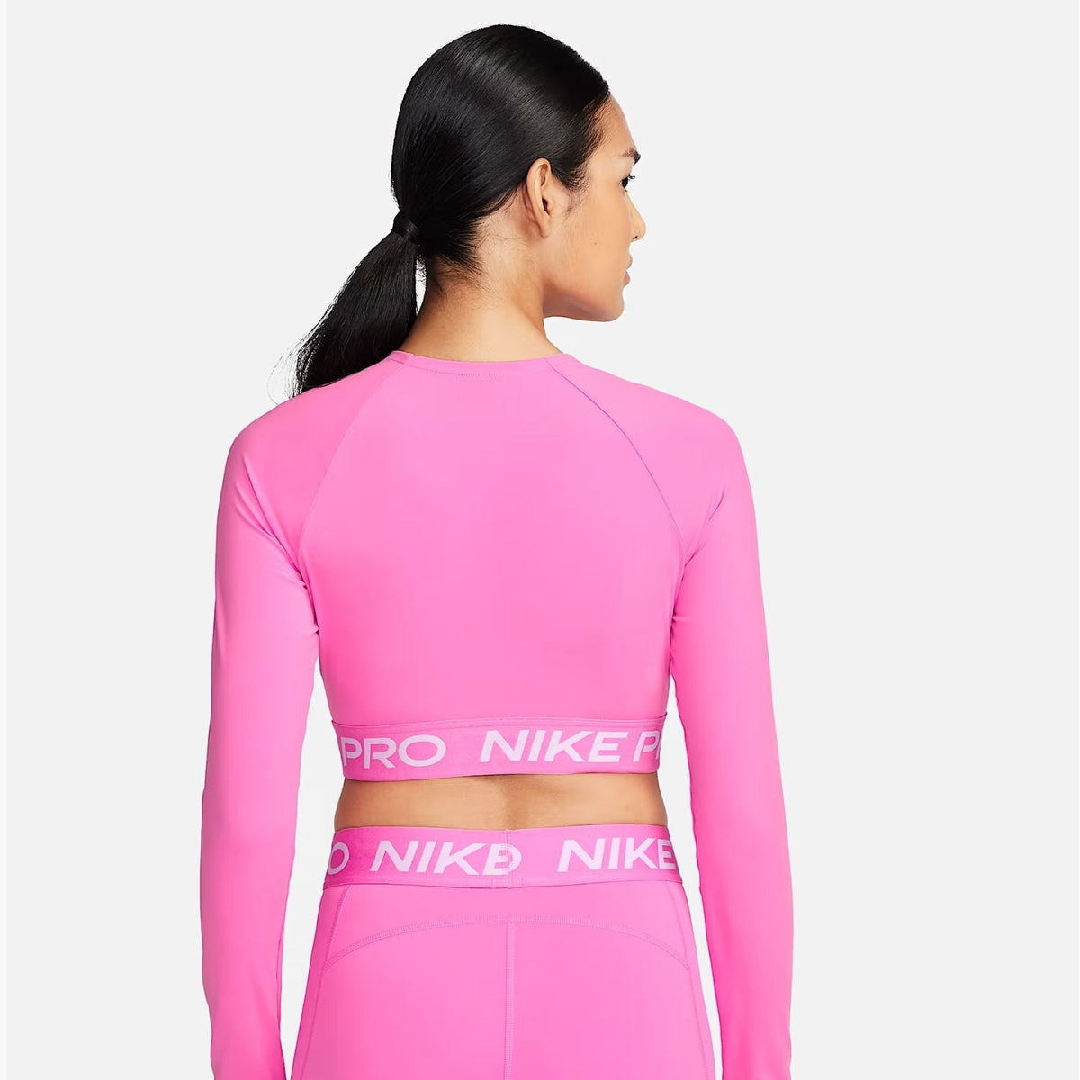 Women's Dri-Fit Cropped Outfit