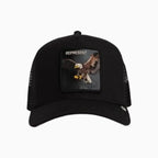 Representa la gorra Eagle Trucker