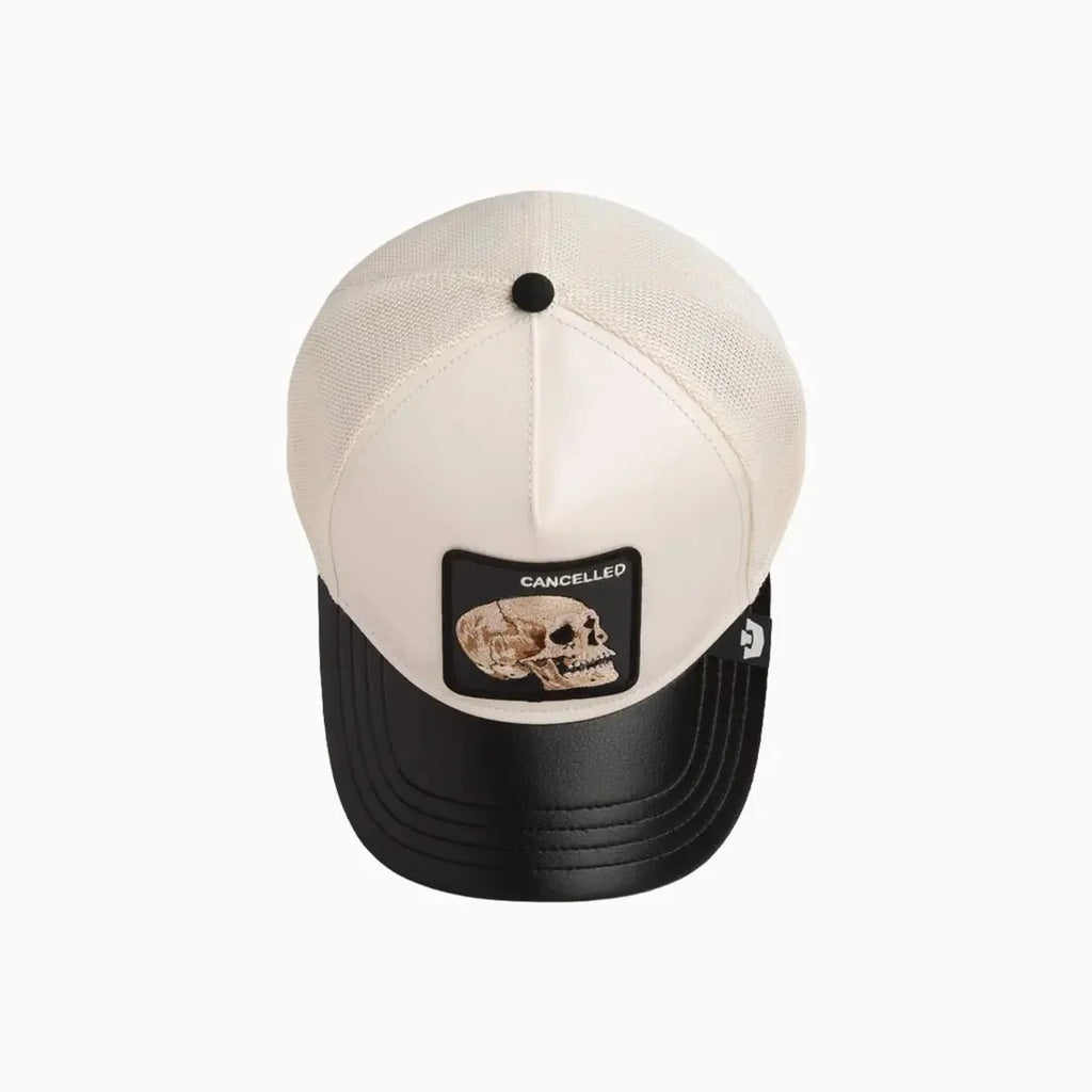 Casquette trucker crâne en similicuir