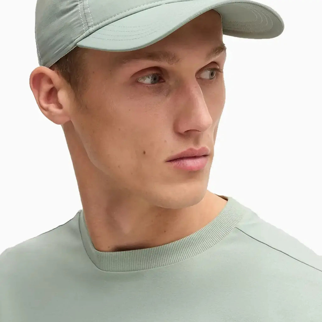Camiseta de hombre de algodón elástico de corte regular con logo en contraste