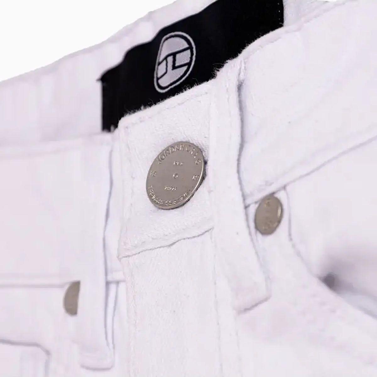 Pantalón Vaquero de Hombre con Entrepierna Limpia y Corte Apilado