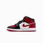 Jordan 1 Mid SE Enfant « Patent Bred Toe » pointure collège
