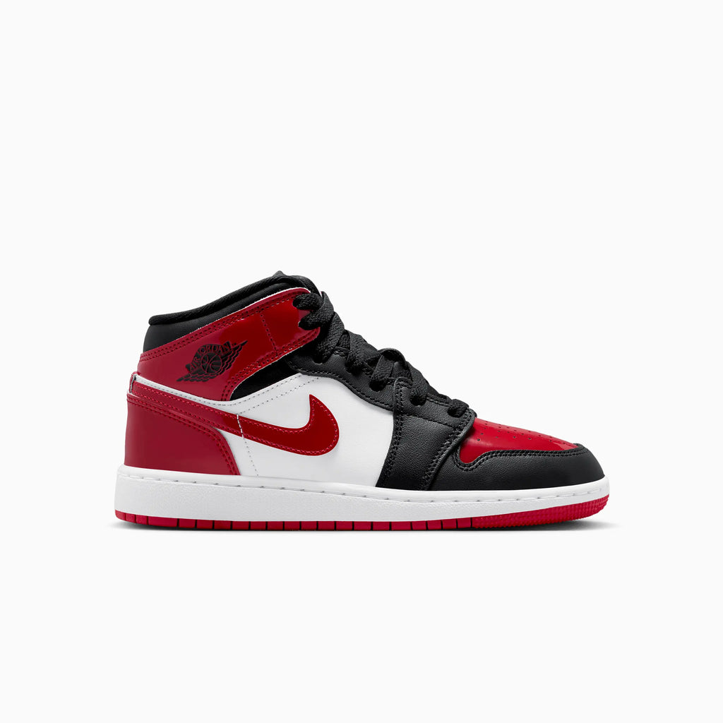 Jordan 1 Mid SE Enfant « Patent Bred Toe » pointure collège