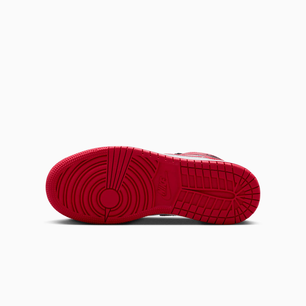 Jordan 1 Mid SE Enfant « Patent Bred Toe » pointure collège