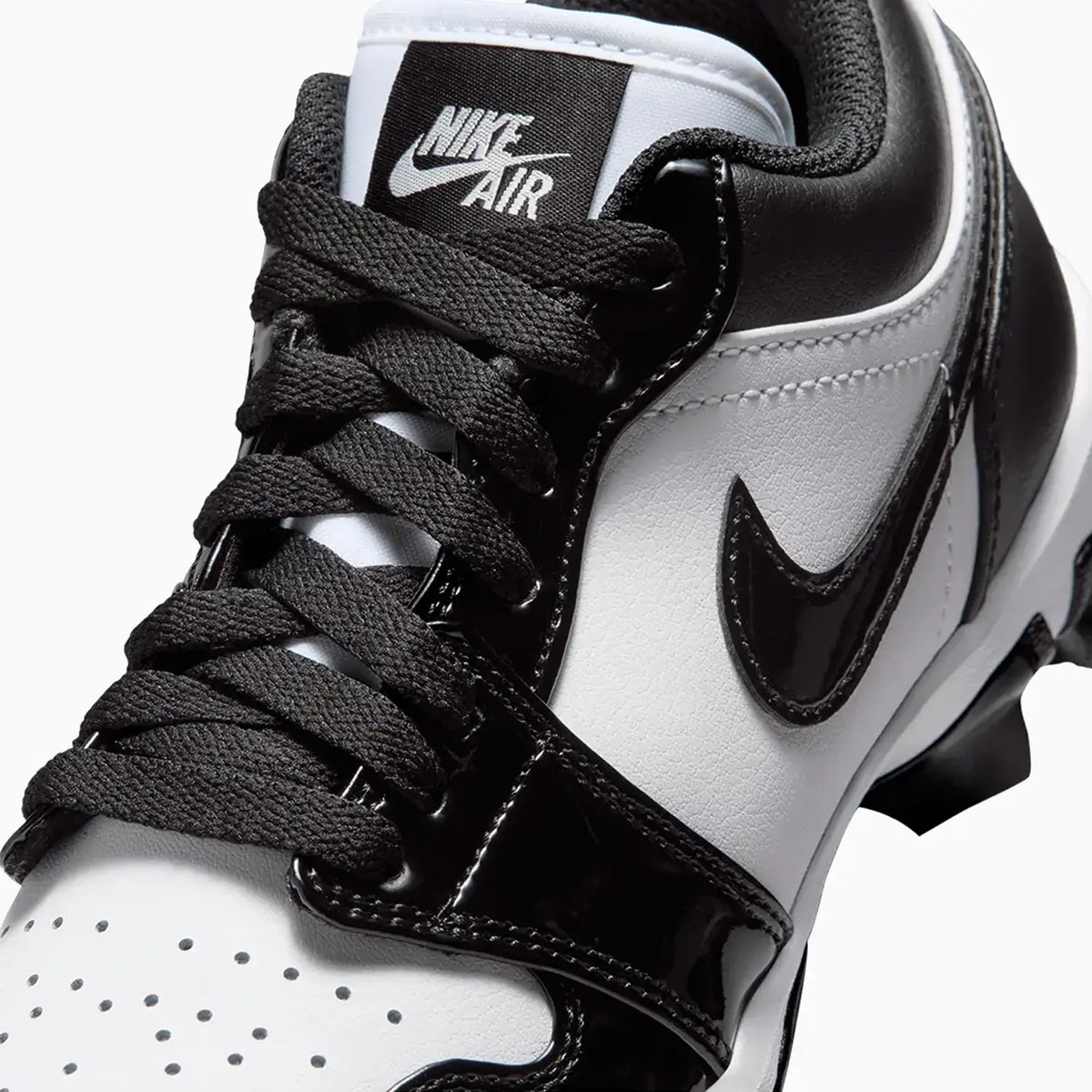 Chaussures à crampons basses Jordan 1 pour enfant (école primaire)