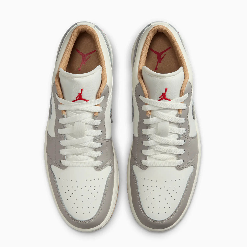 Jordan 1 Low Homme « Sail Fire Red College Grey »