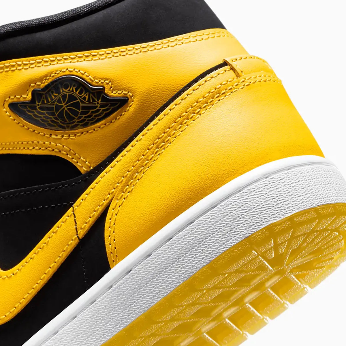 Air Jordan 1 Mid SE Homme « New Love »