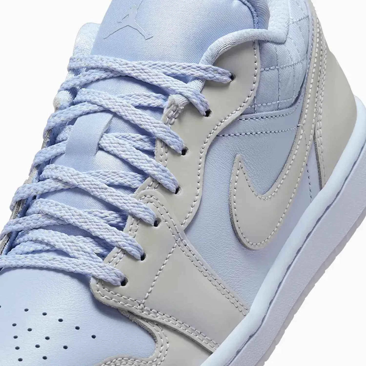 Women's Air Jordan 1 Low SE 'Ghost Pearlized Quilt'