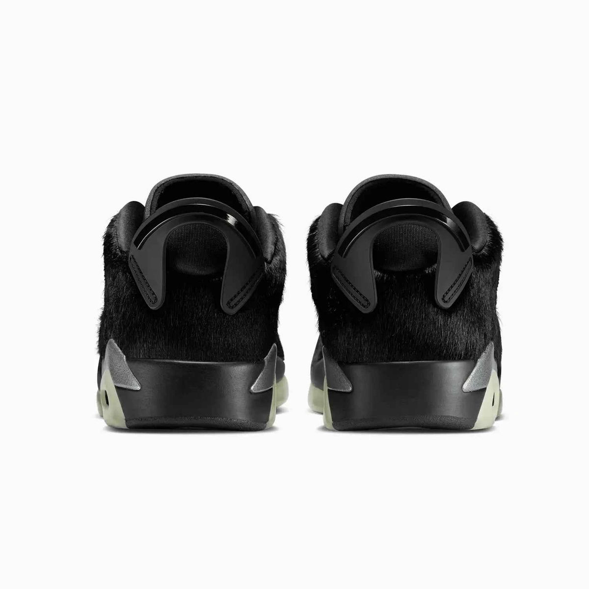 Women's Air Jordan 6 'Blackout'