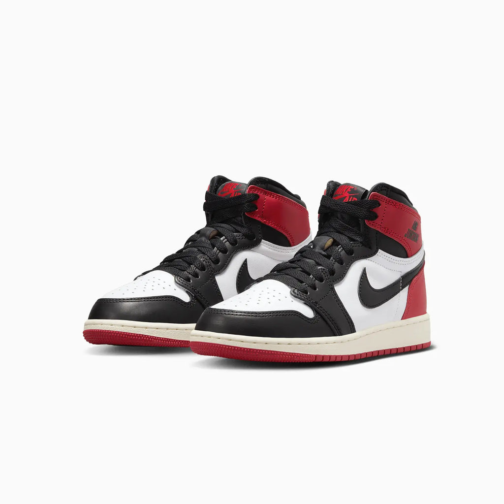 Air Jordan 1 High OG pour enfant 'Black Toe Reimagined' (école primaire)