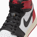 Air Jordan 1 High OG pour enfant 'Black Toe Reimagined' (école primaire)
