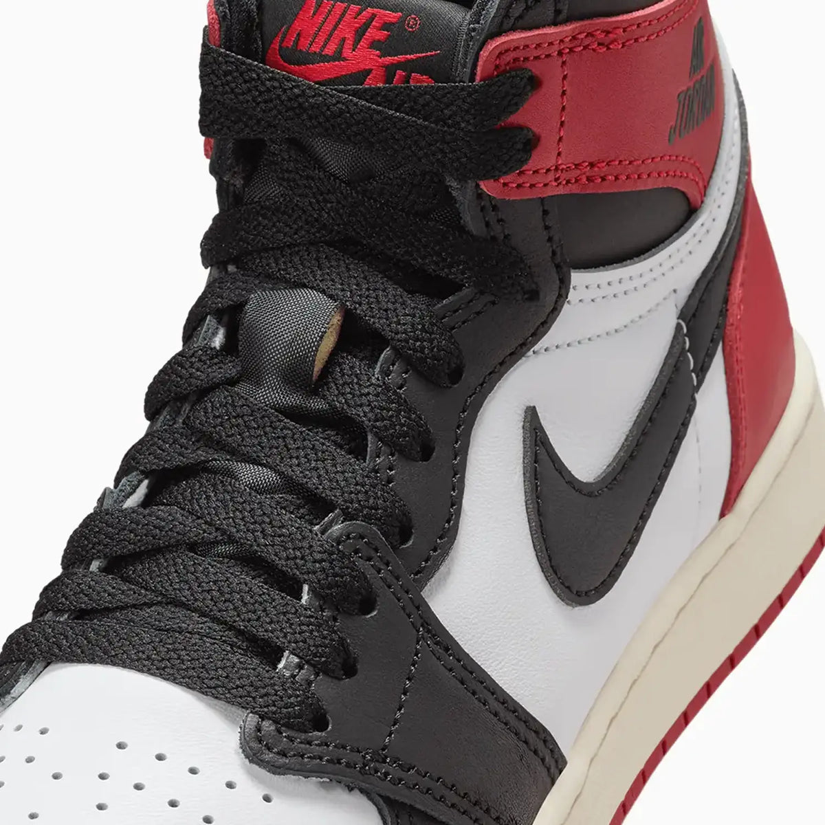 Air Jordan 1 High OG pour enfant 'Black Toe Reimagined' (école primaire)