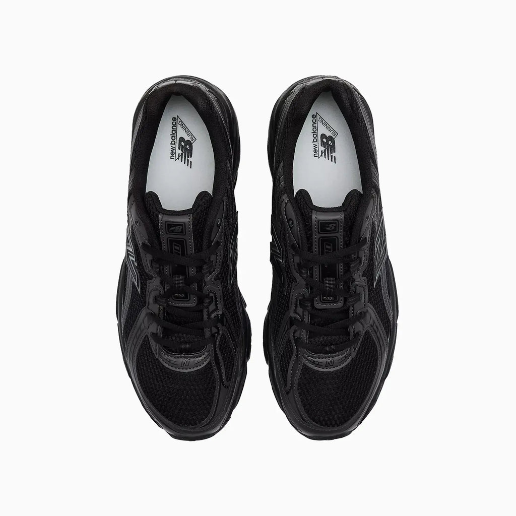 740 'Black Cement'