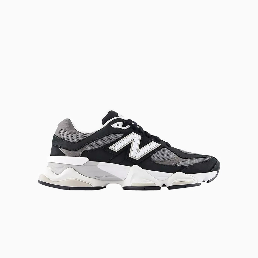 9060 « Tornade noire »