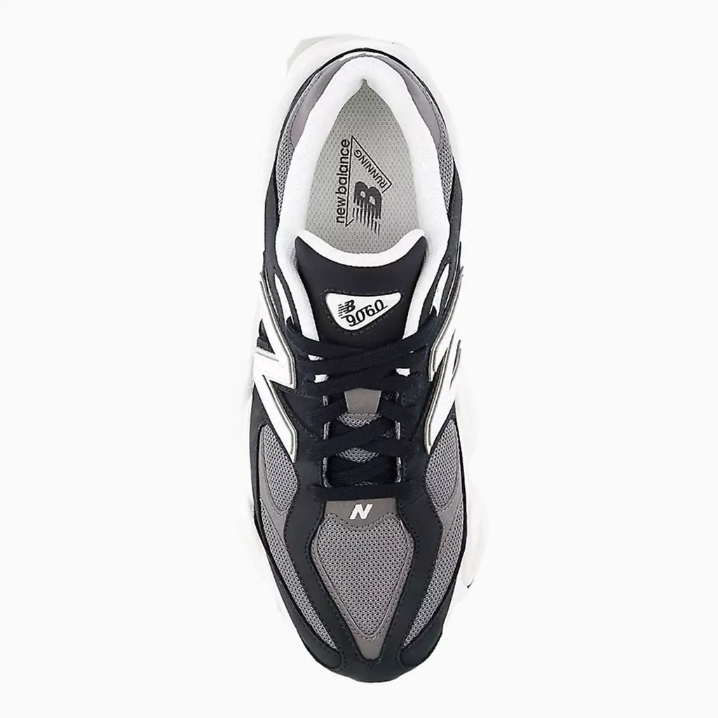 9060 « Tornade noire »