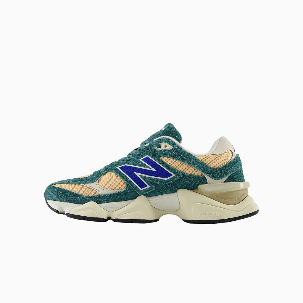 9060 « Nouvelle fleur de pêcher épinette »