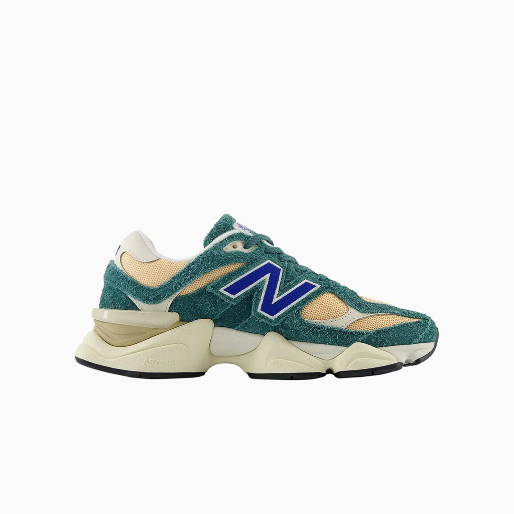 9060 « Nouvelle fleur de pêcher épinette »