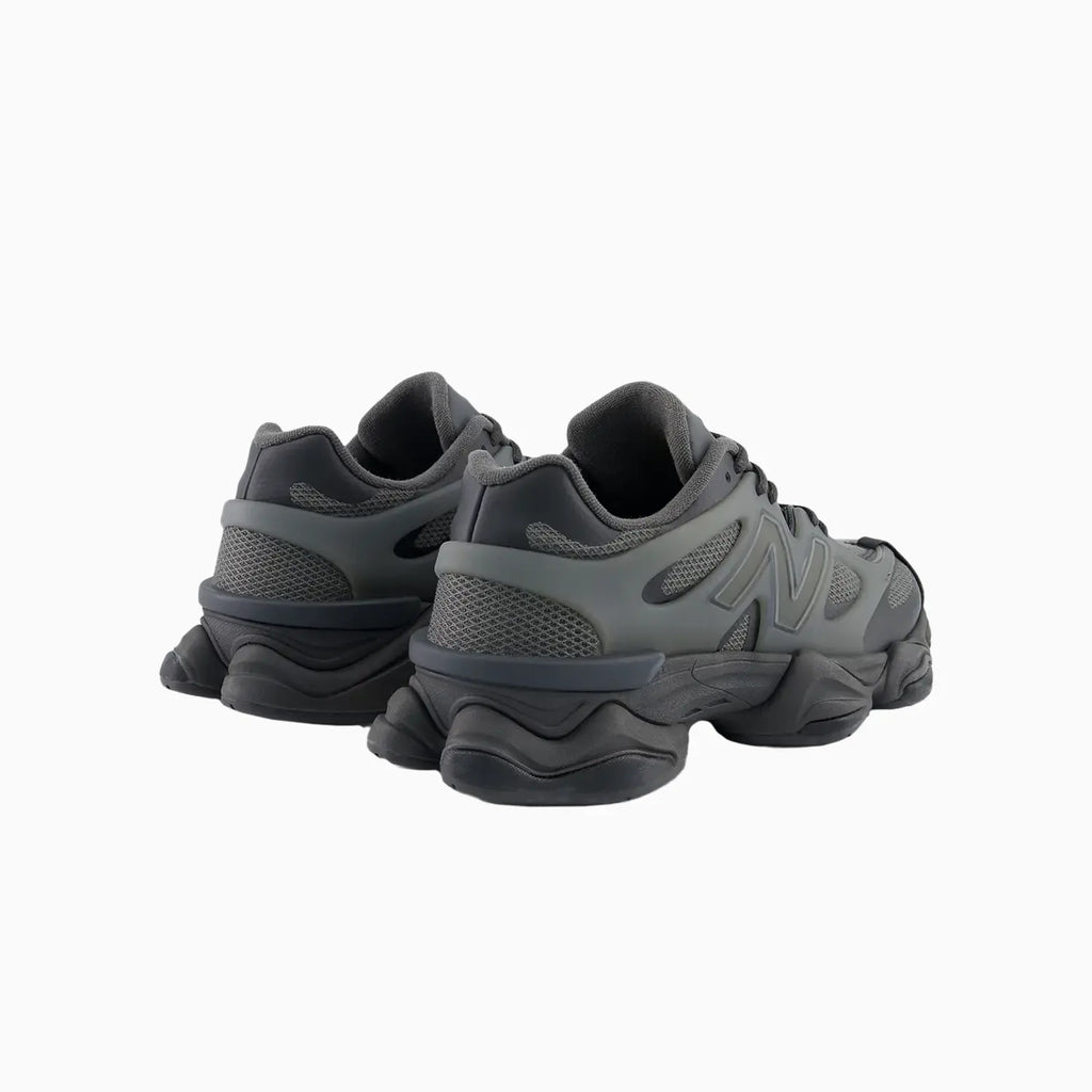 9060 X « Black Cement »