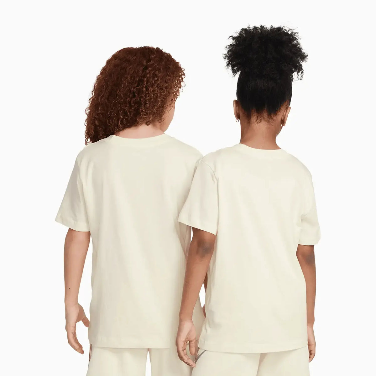 Ensemble t-shirt et short de sport pour enfant