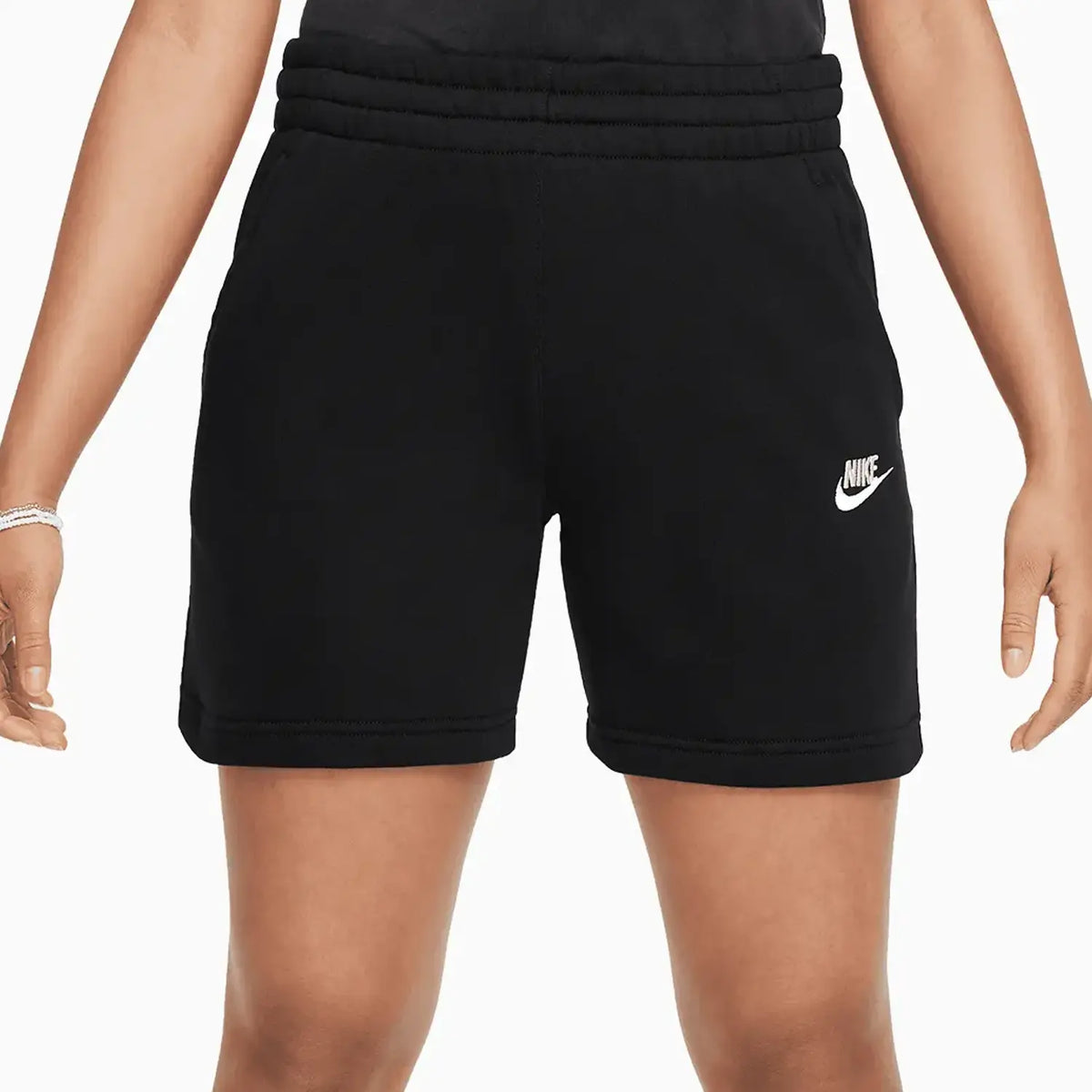 Ensemble t-shirt et short de sport pour enfant