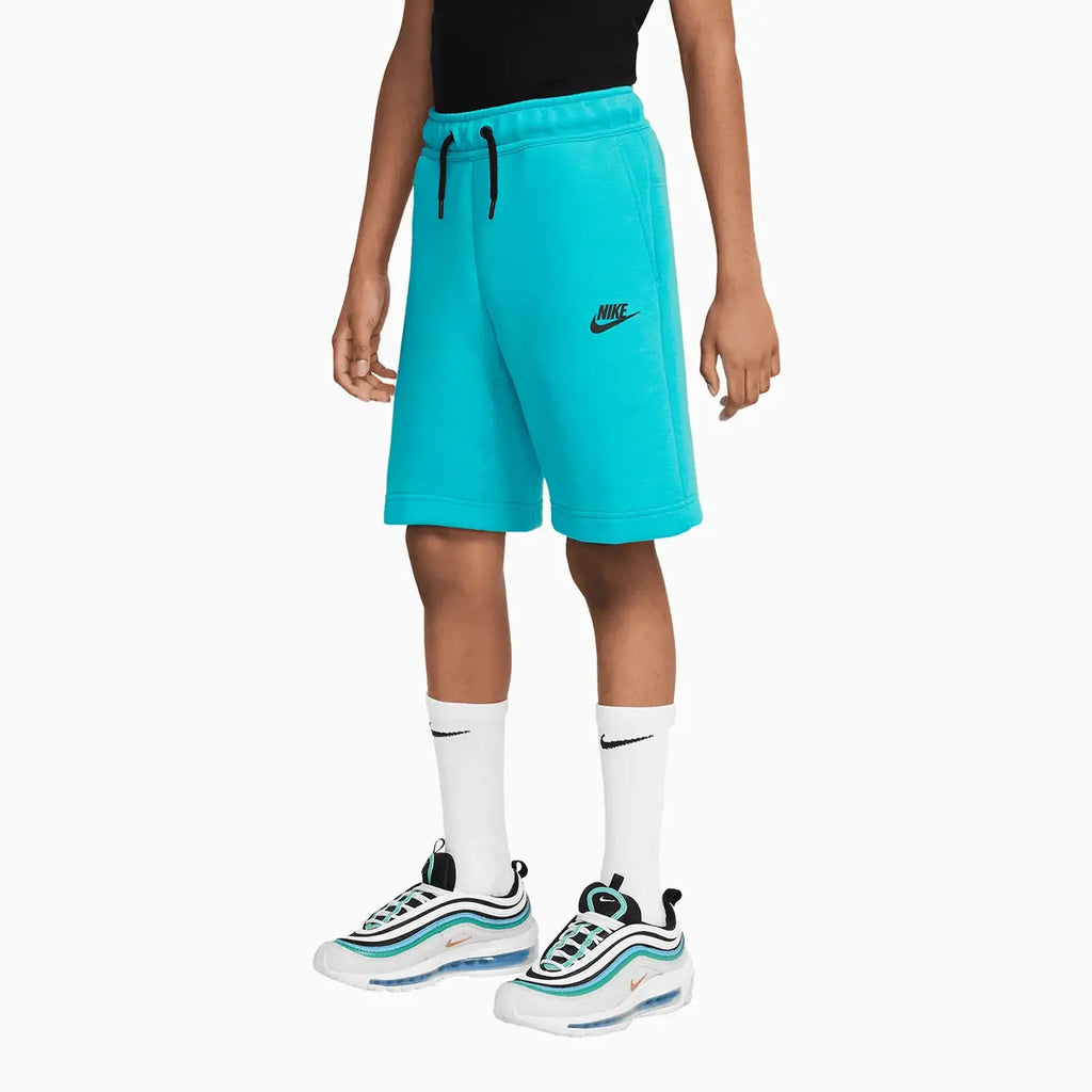 Ensemble t-shirt et short de sport pour enfant