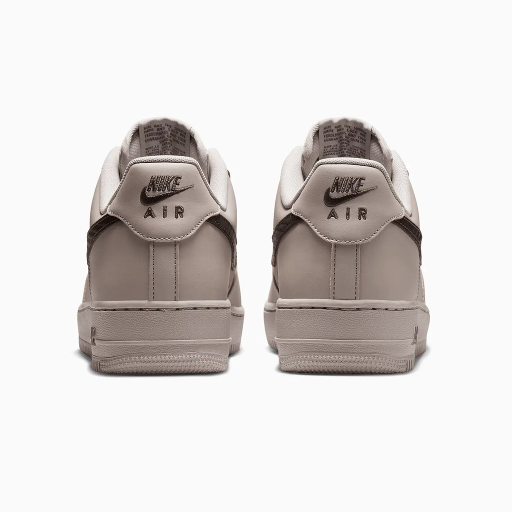 Chaussure Nike Air Force 1 '07 pour homme « College Grey »
