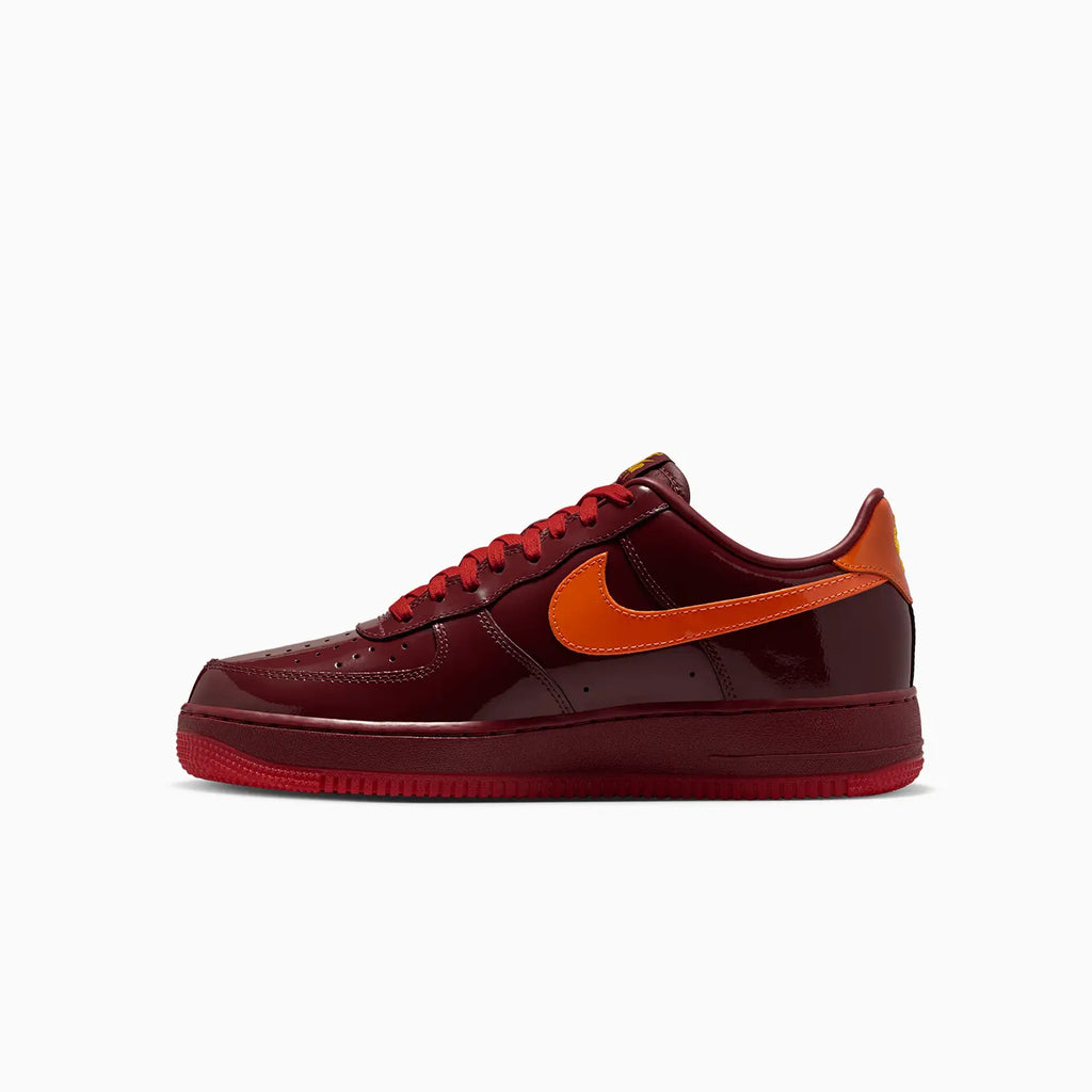Nike Air Force 1 Low pour homme « Rouge équipe foncé et orange sécurité »