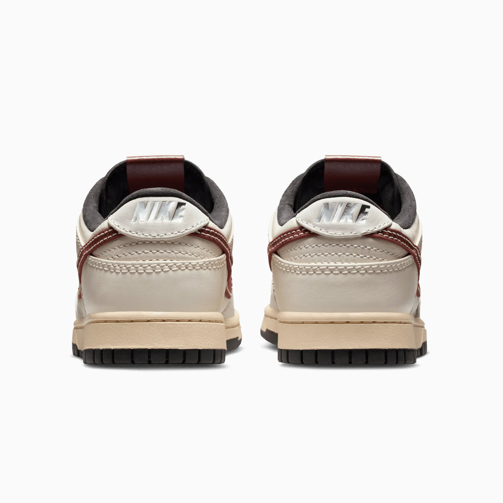 Dunk Low pour homme « Dark Pony Soft Pearl »