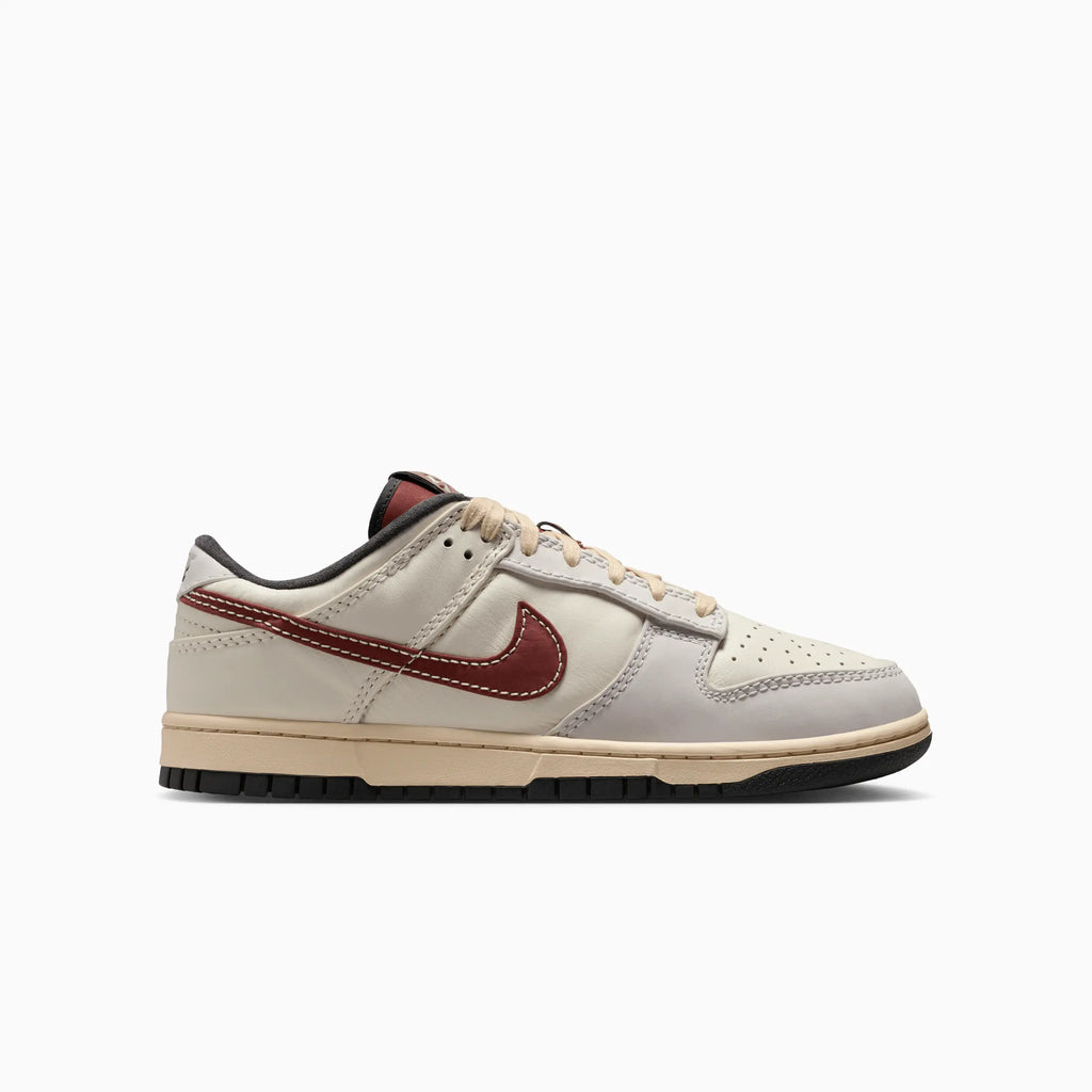 Dunk Low pour homme « Dark Pony Soft Pearl »
