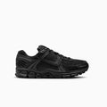 Zoom Vomero 5 'Triple Black' para hombre
