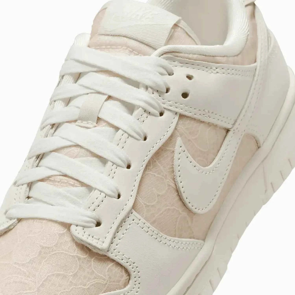 Women's Dunk Low 'Lace Pack'