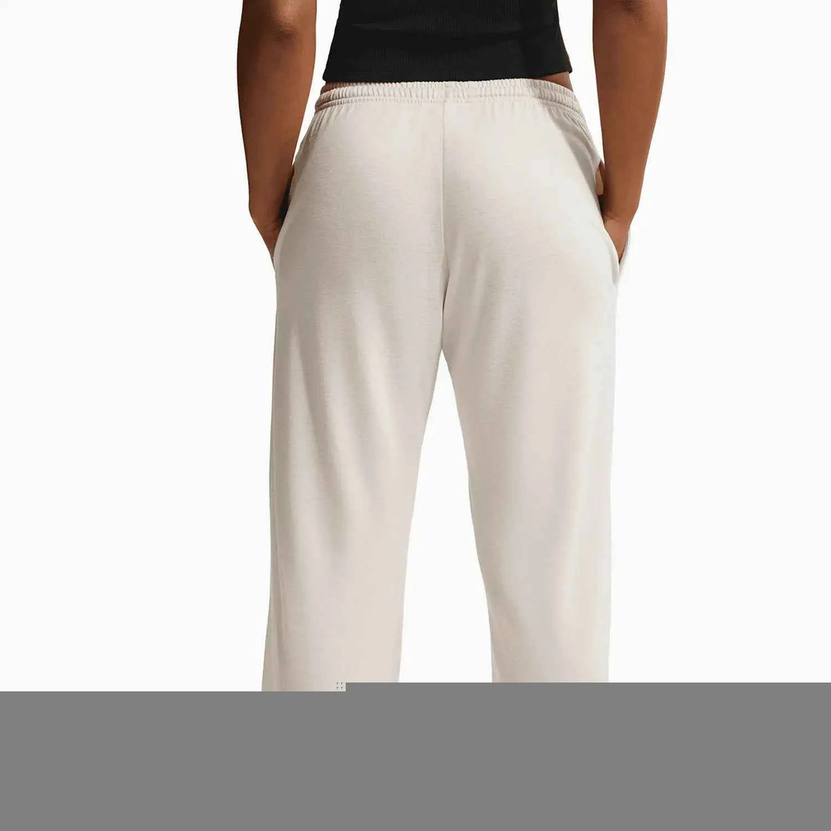 Women's Sportswear Chill Knit Outfit