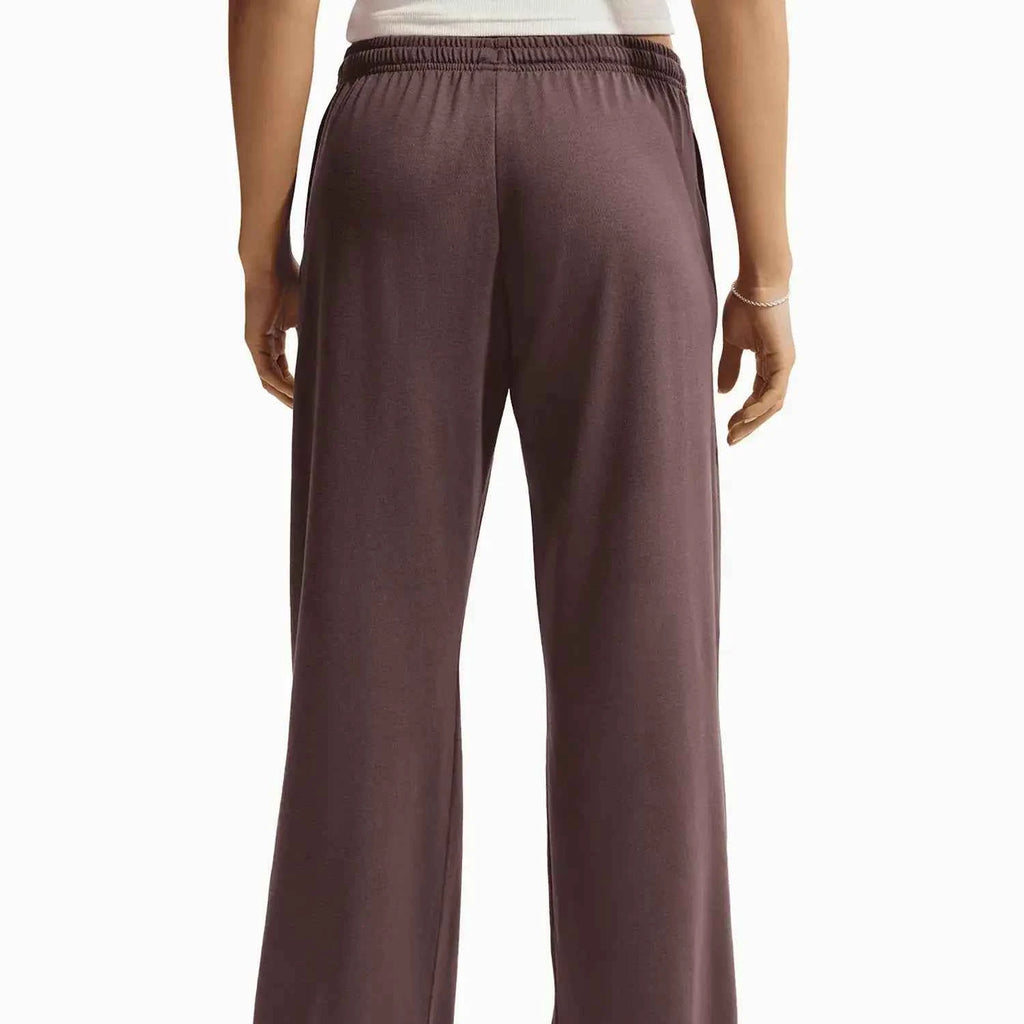 Women's Sportswear Chill Knit Outfit