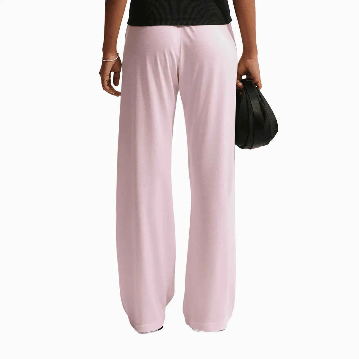 Women's Sportswear Chill Knit Outfit