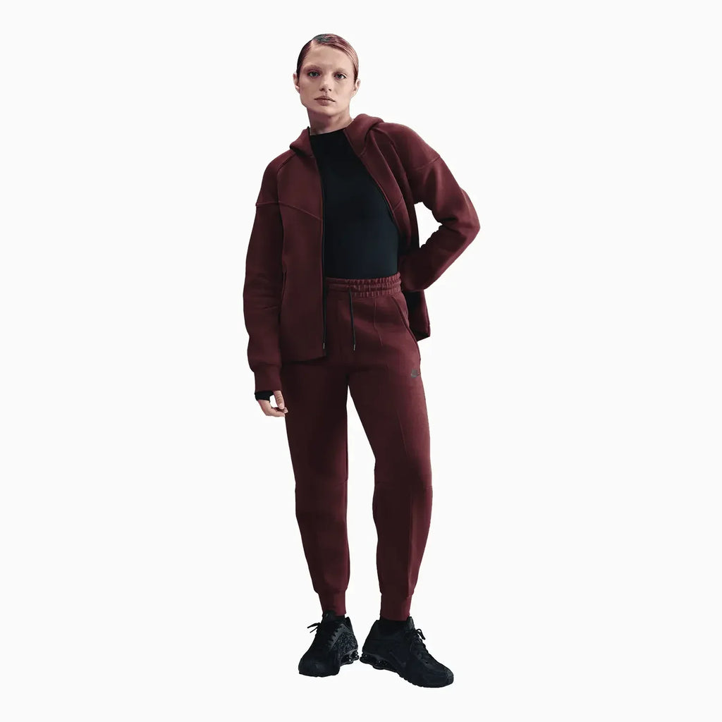 Women's Sportswear Tech Fleece Windrunner Tracksuit - Famous | Online Store