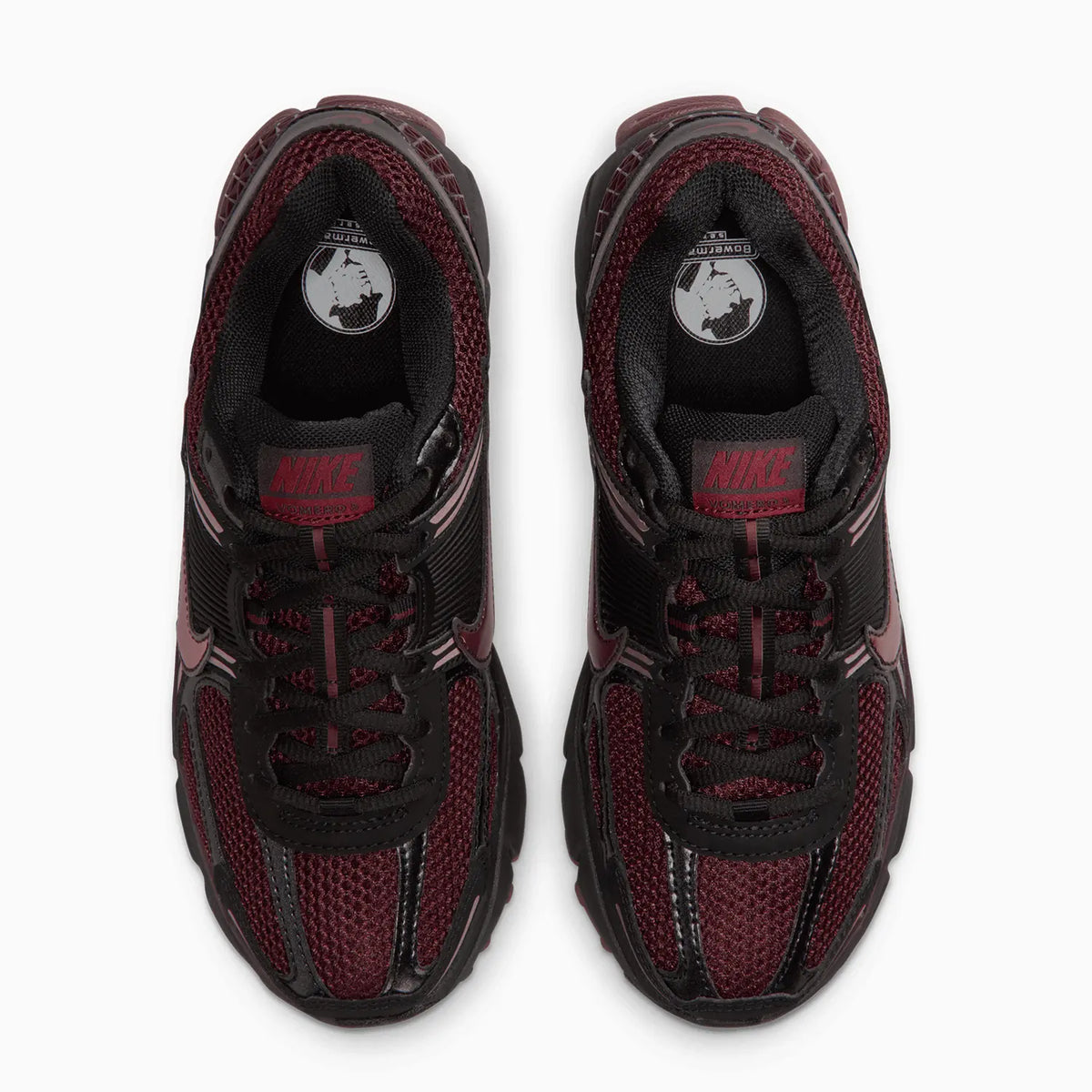 Zoom Vomero 5 de mujer 'Black Burgundy Crush'