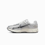 Women's Zoom Vomero 5 'Photon Dust Metallic'