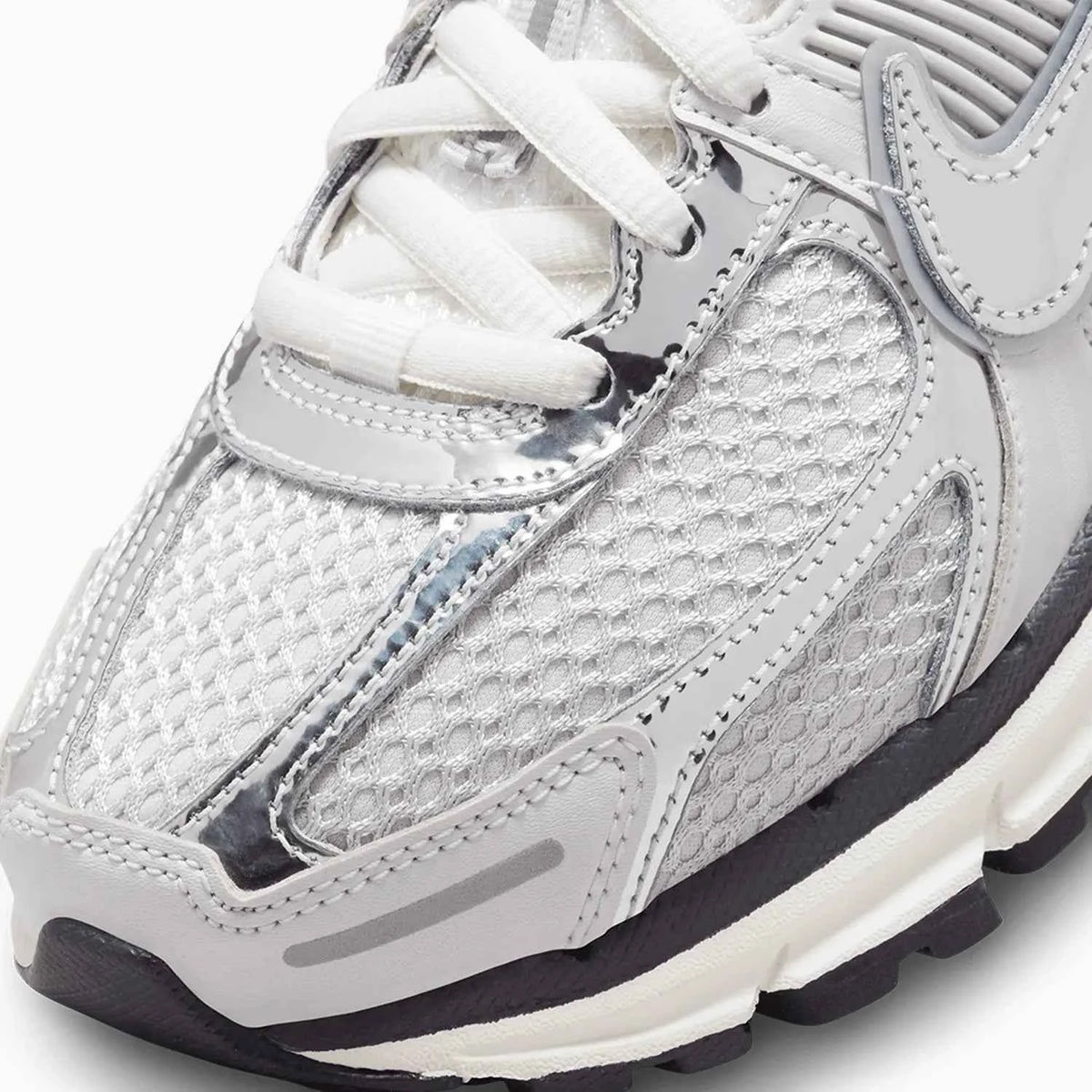 Women's Zoom Vomero 5 'Photon Dust Metallic'