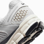 Women's Zoom Vomero 5 'Photon Dust Metallic'