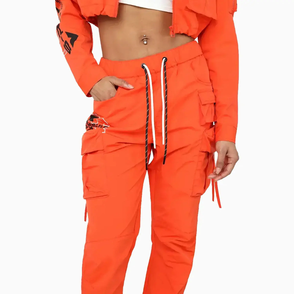 Conjunto utilitario de nailon para mujer