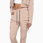 Conjunto utilitario de nailon para mujer