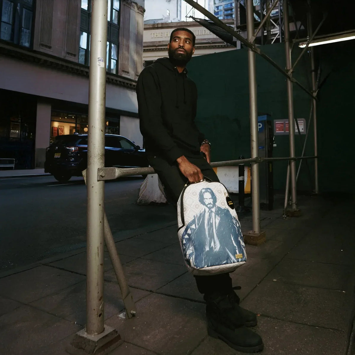 Sac à dos suspect de John Wick