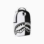 Shark Central 2 Au-delà du sac à dos
