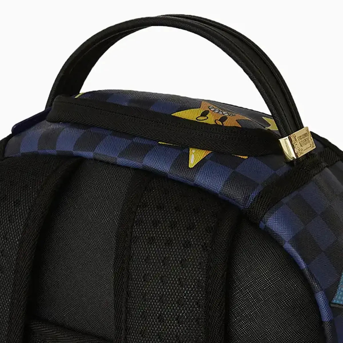 Sac à dos déformé par l'espace