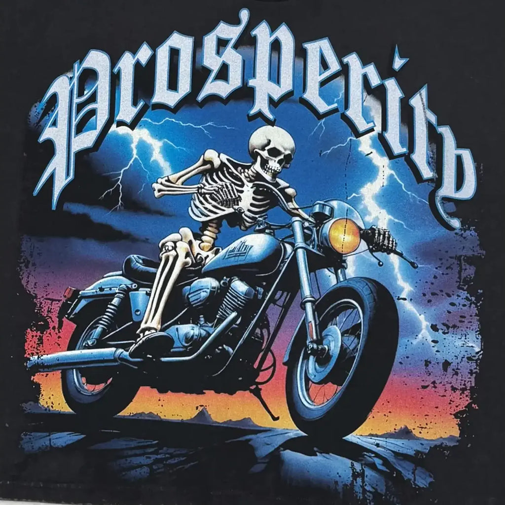 Camiseta de hombre "A través de las adversidades hasta las estrellas" con hombros caídos