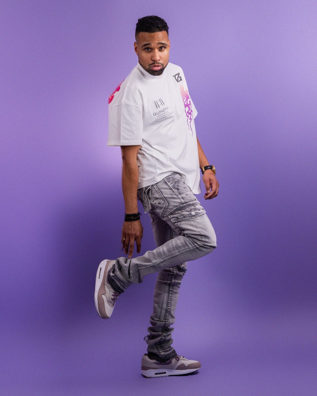 T-shirt teint en pièce effet flammé pour homme