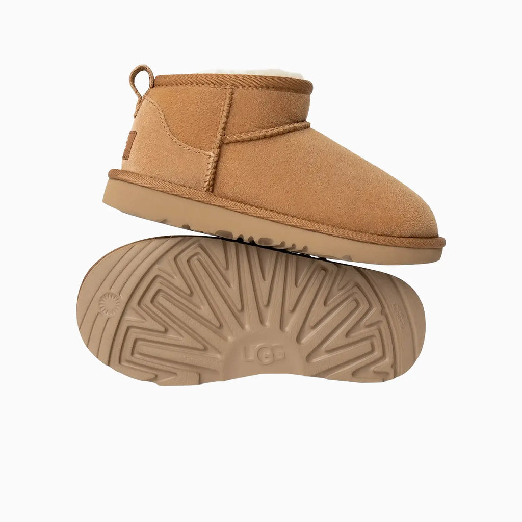 Bota Mini Ultra Clásica para Niños Preescolar