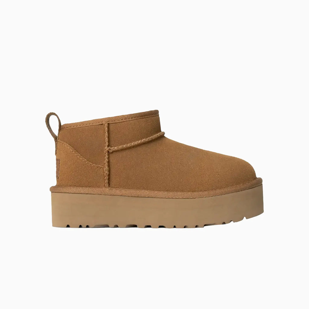 Bota Plataforma Clásica Ultra Mini para Niño de Primaria